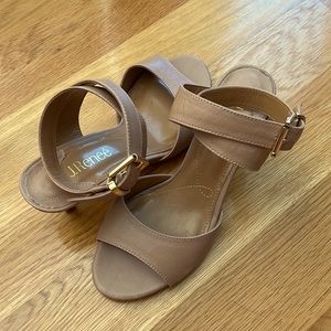 J.Renee Soncino Nude Napa Sz 7M